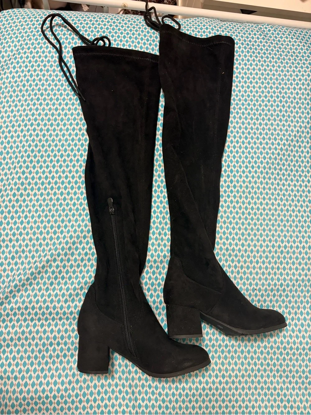 Women's Black Over-the-Knee Block Heel Boots